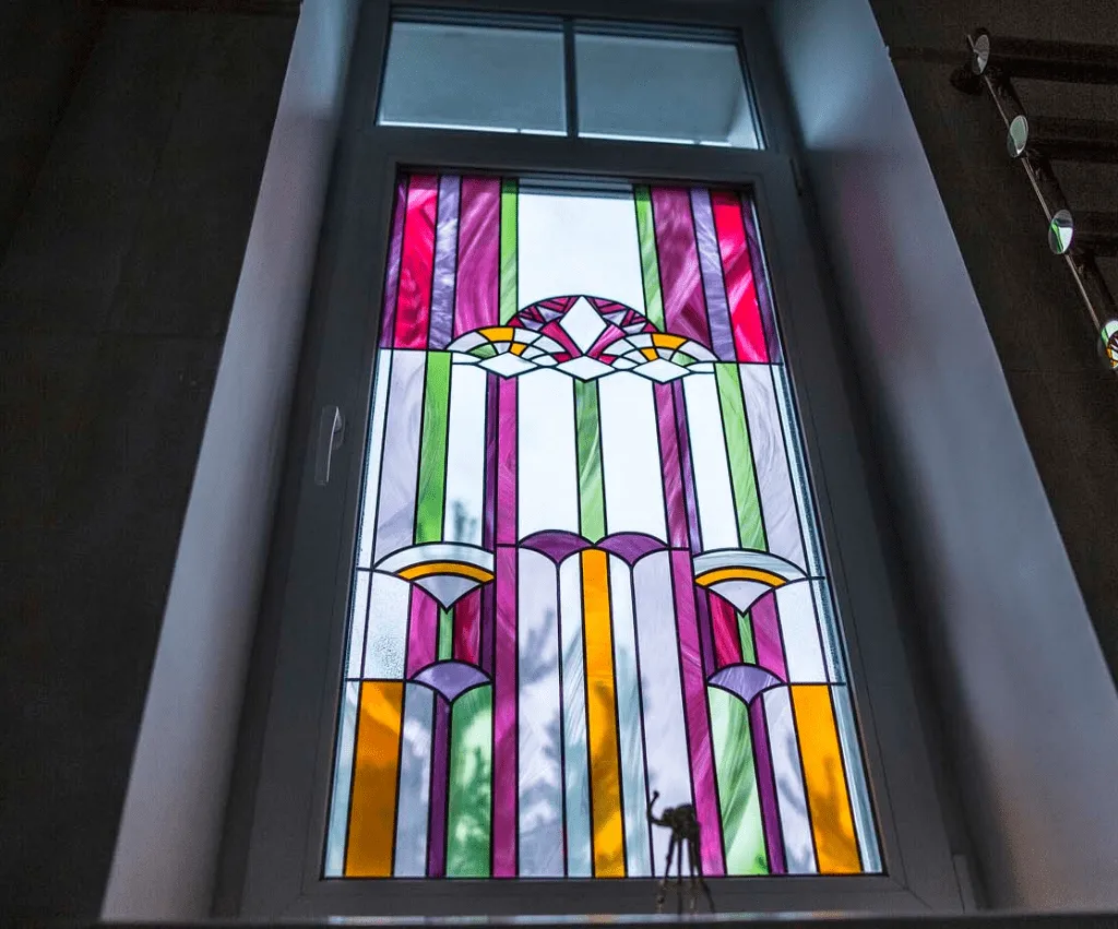 Пластиковые витражи