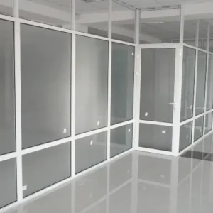 Перегородки пластиковые офисные стационарные